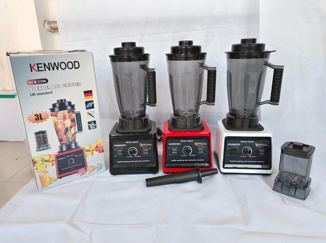 Silver Crest German Industrial Blender 8000W – 6 Blades, 3L Jar + 2 Cups High-Speed Smoothie & Food Processor